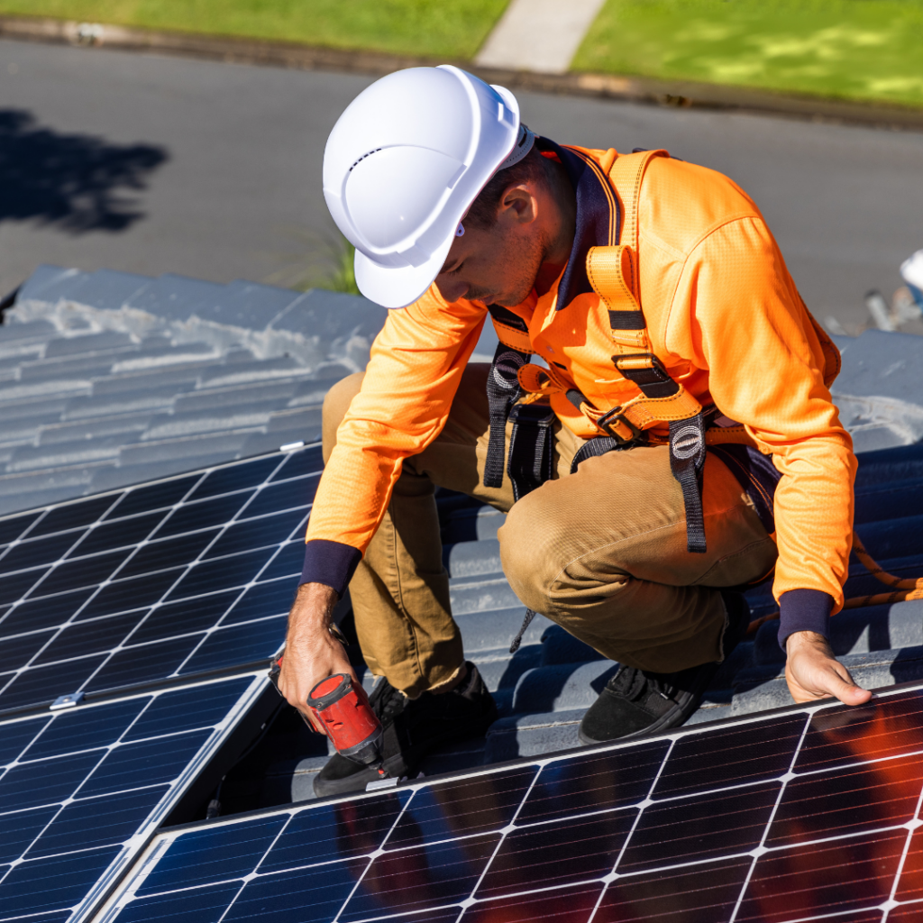 Imagen de Instalador de Placas Fotovoltaicas- FP Fomento